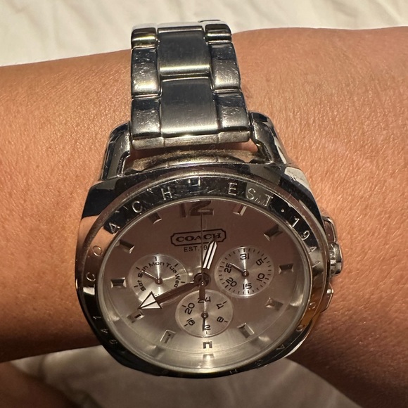 Coach Chronograph Watch - Picture 7 of 8